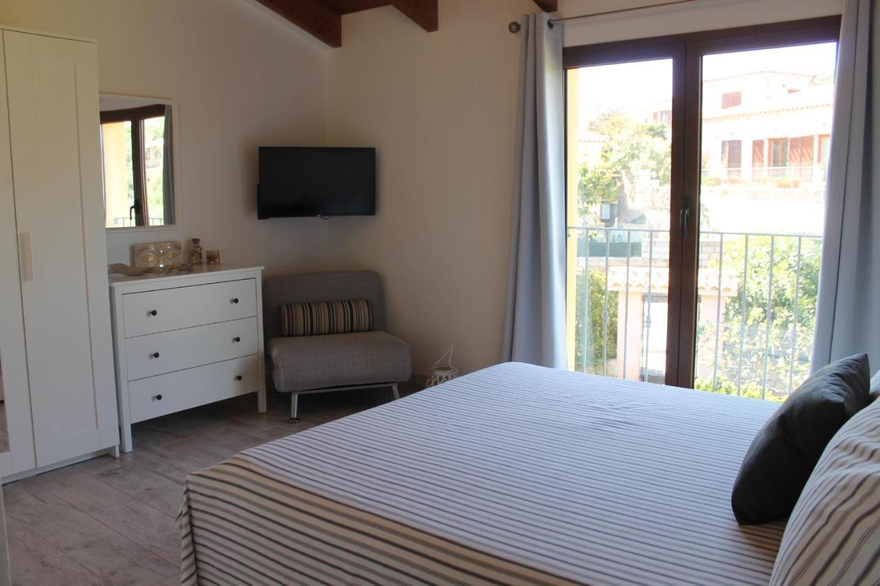 B&B U Punenti La Maddalena  Zewnętrze zdjęcie
