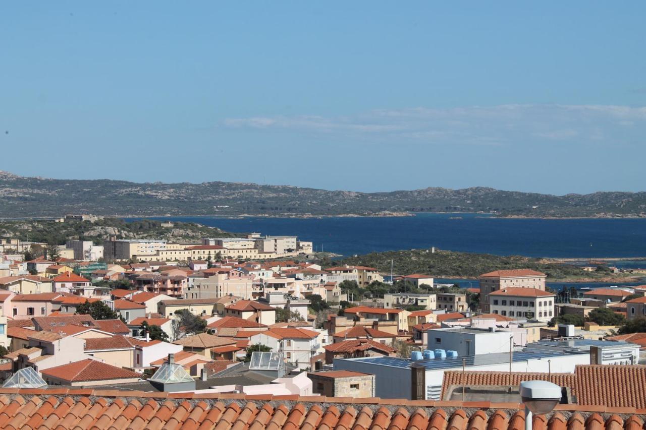 B&B U Punenti La Maddalena  Zewnętrze zdjęcie